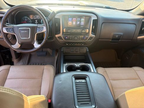Used 2017 GMC Sierra 1500 Denali AWD/4WD image 23