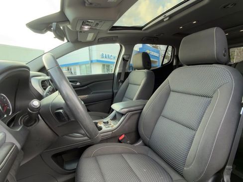 Used 2021 GMC Acadia SLE w/ Driver Convenience Package FWD image 8