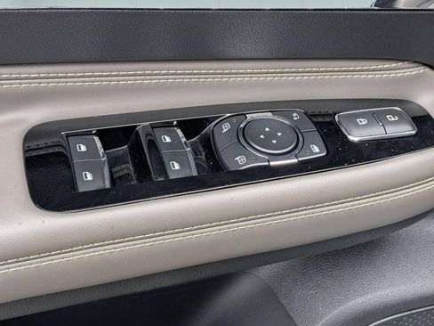 Certified 2023 Lincoln Corsair AWD w/ Equipment Group 101A image 14