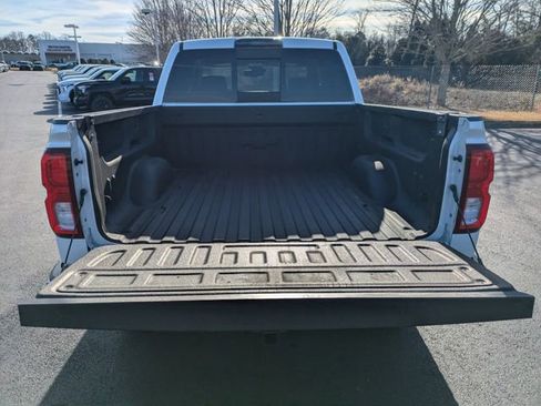 Used 2018 Chevrolet Silverado 1500 LTZ Z71 w/ LTZ Plus Package image 13