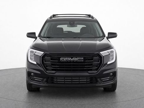 Used 2023 GMC Terrain SLT w/ Elevation Edition FWD image 5