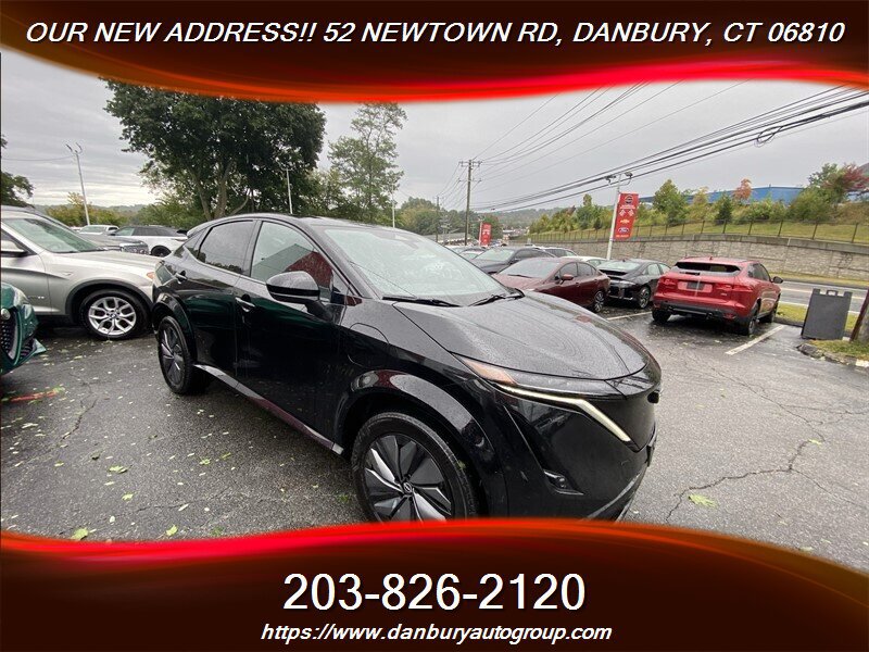 Used 2025 Nissan Ariya AWD image 12