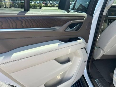 Used 2022 GMC Yukon Denali w/ Max Trailering Package AWD/4WD image 25