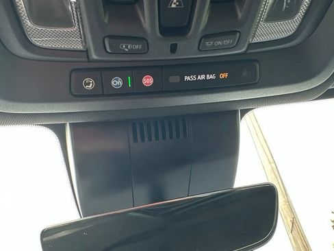 Used 2024 GMC Sierra 1500 AT4 w/ Technology Package AWD/4WD image 20