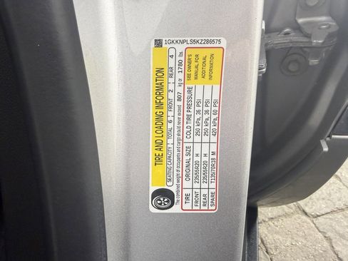 Used 2019 GMC Acadia Denali w/ LPO, Floor Liner Package image 29