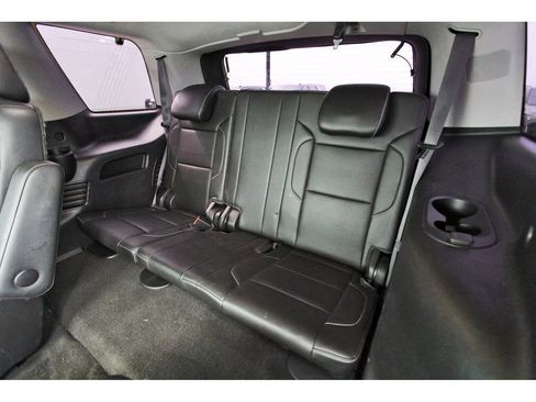 Used 2017 Chevrolet Tahoe Premier RWD image 13