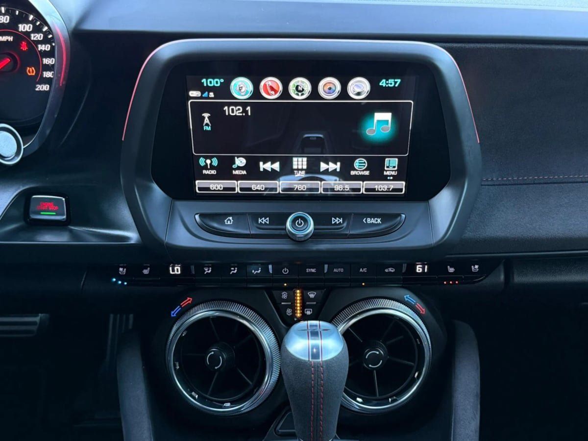 Used 2018 Chevrolet Camaro ZL1 RWD image 40
