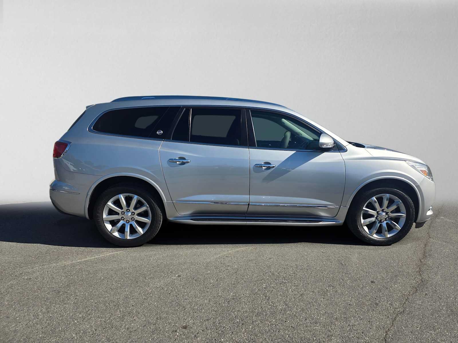 Used 2017 Buick Enclave Premium w/ Experience Buick Package AWD/4WD image 6
