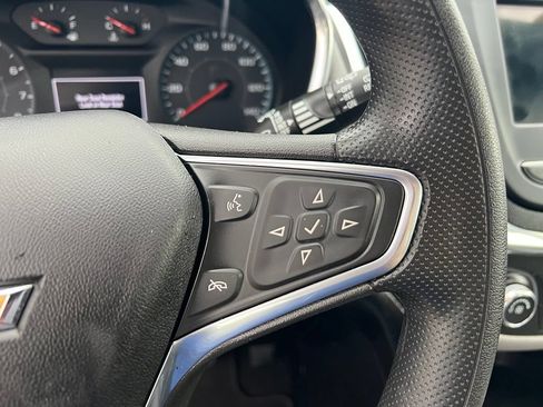 Used 2019 Chevrolet Equinox LS AWD/4WD image 37