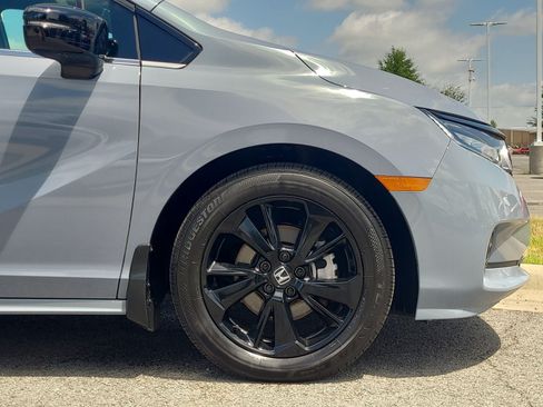 Certified 2023 Honda Odyssey Sport image 9