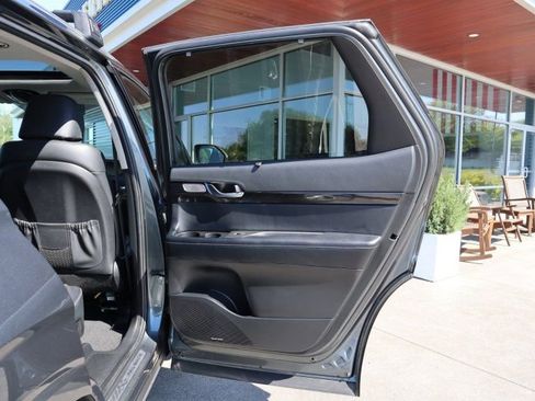 Used 2021 Hyundai Palisade Limited AWD/4WD image 22