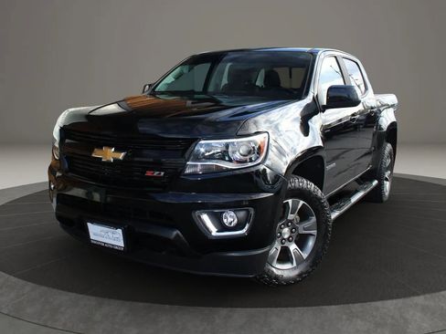 Used 2020 Chevrolet Colorado Z71 image 3