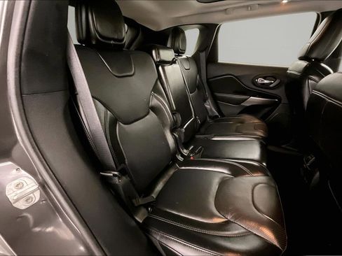 Used 2021 Jeep Cherokee Limited w/ Elite Package image 20