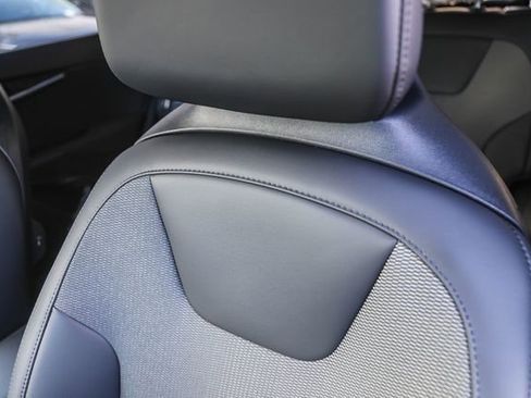 New 2026 Kia Niro Wind image 25