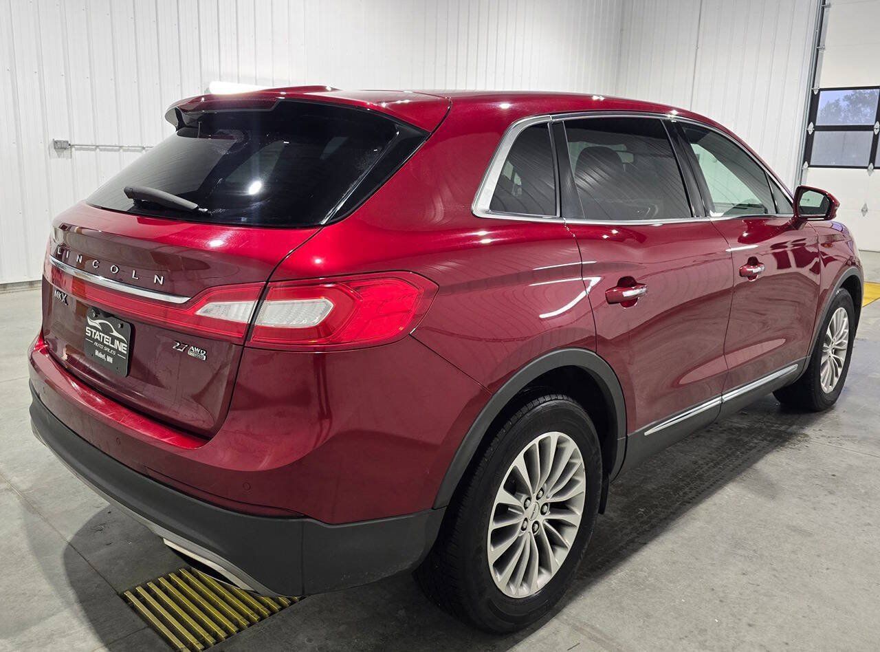 Used 2016 Lincoln MKX Select w/ Select Plus Package AWD/4WD image 4