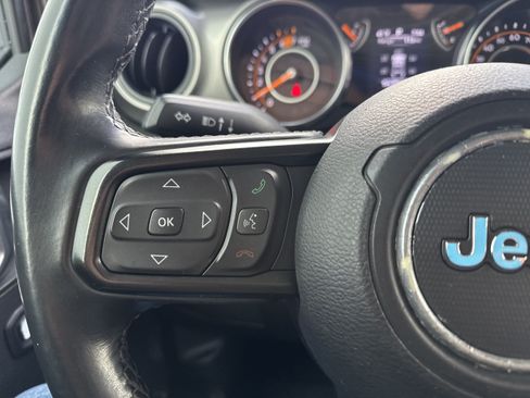 Used 2020 Jeep Wrangler Unlimited Sport S AWD/4WD image 19