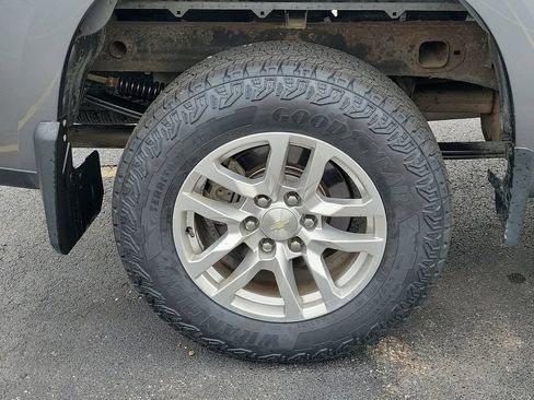 Used 2019 Chevrolet Silverado 1500 LT w/ All-Star Edition AWD/4WD image 8