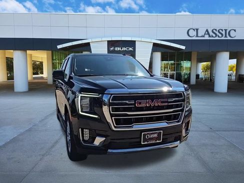 Used 2024 GMC Yukon SLT w/ SLT Premium Package AWD/4WD image 2