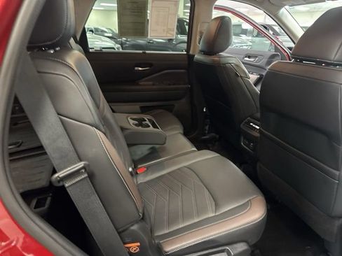 Used 2025 Nissan Pathfinder Platinum w/ Cargo Package FWD image 24