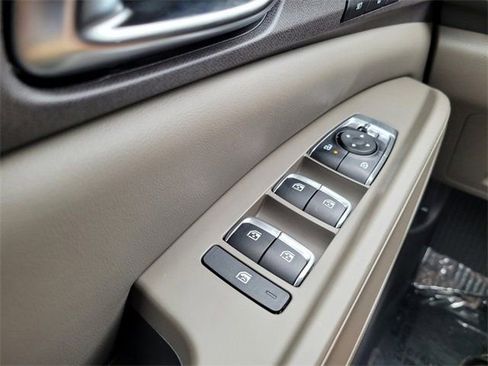 New 2026 Kia Carnival EX image 14