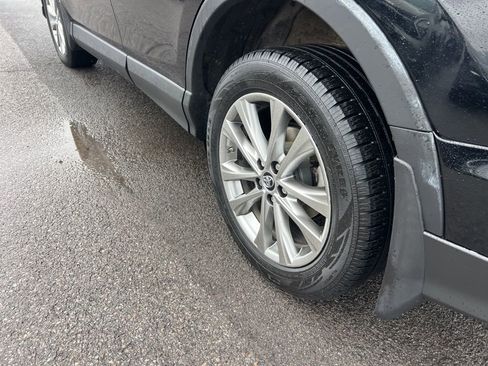 Used 2018 Toyota RAV4 Limited w/ All Weather Liner Package image 32