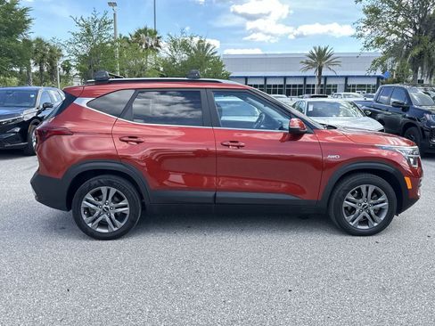 Used 2023 Kia Seltos S AWD/4WD image 7