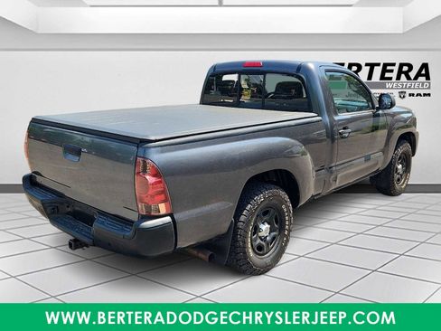 Used 2014 Toyota Tacoma 2WD Regular Cab image 6