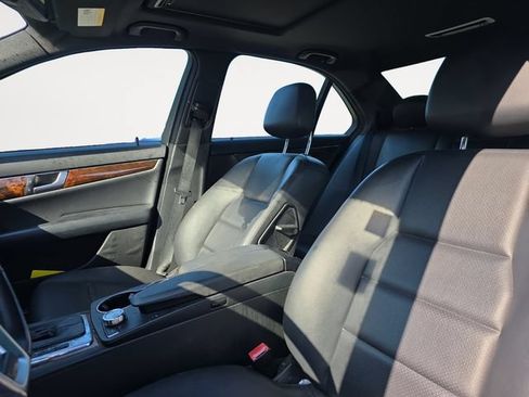 Used 2013 Mercedes-Benz C 300 4MATIC Sedan image 5