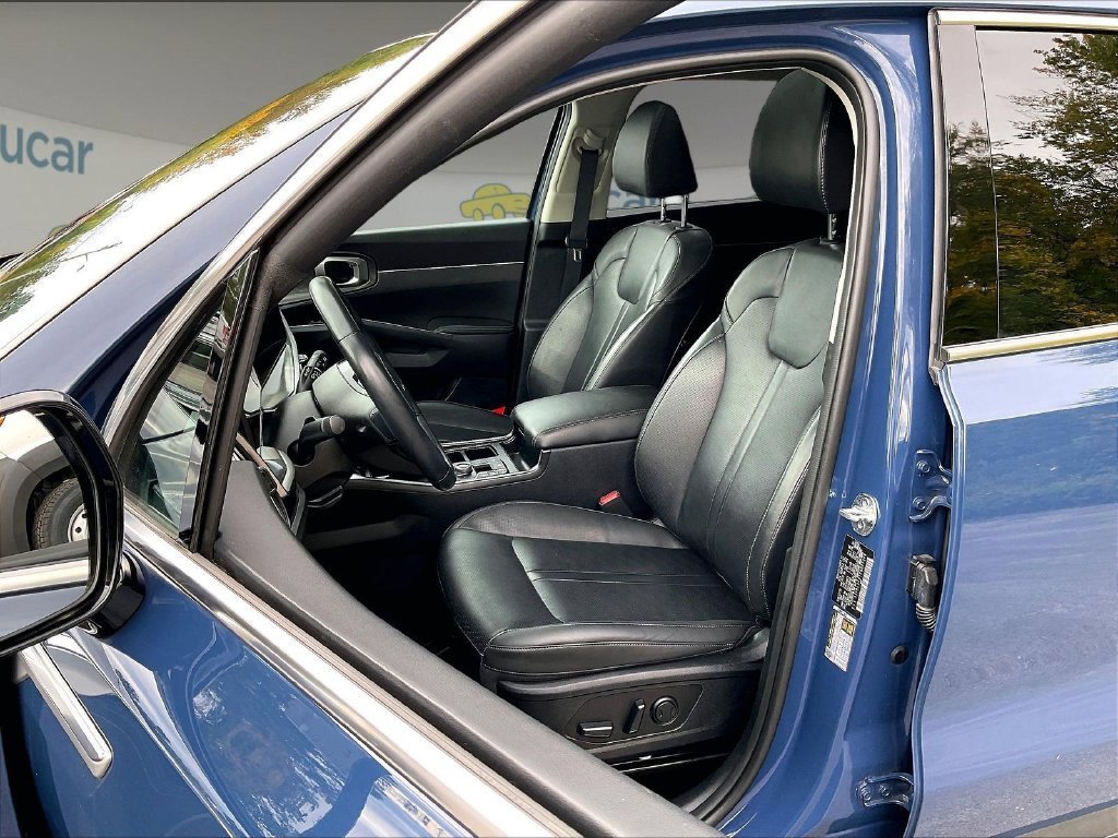 Used 2025 Kia Sorento S w/ Panoramic Sunroof Package AWD/4WD image 10