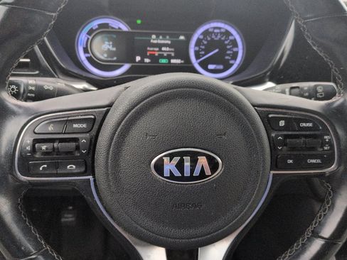 Used 2021 Kia Niro LXS FWD image 15