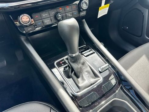 New 2025 Jeep Compass Limited w/ Sun & Sound Group image 21