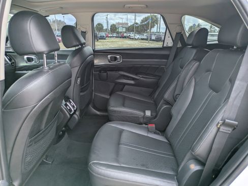 Used 2023 Kia Sorento SX AWD/4WD image 15