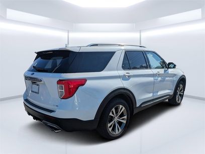 Used 2020 Ford Explorer Platinum w/ Premium Technology Package