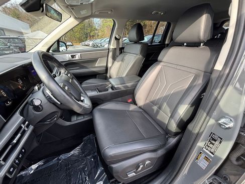 Used 2025 Hyundai Santa Fe SEL image 36