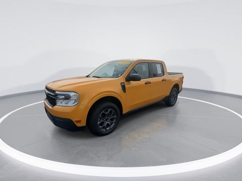 Used 2022 Ford Maverick XLT w/ Equipment Group 300A Standard image 4