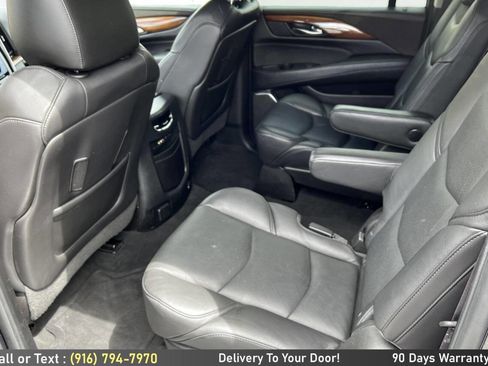 Used 2016 Cadillac Escalade ESV Premium image 16