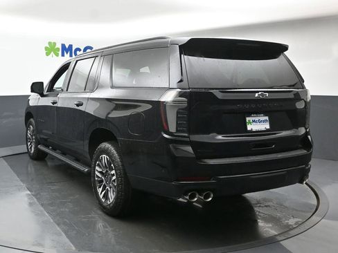 New 2026 Chevrolet Suburban Z71 image 28