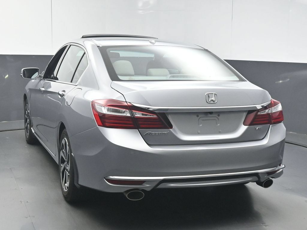 Used 2016 Honda Accord EX-L image 6