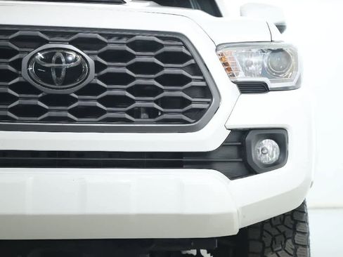 Certified 2023 Toyota Tacoma TRD Sport image 7