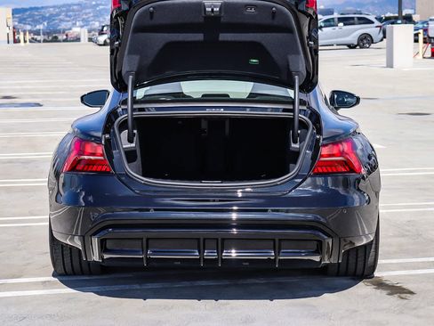 New 2026 Audi S e-tron GT Prestige image 38