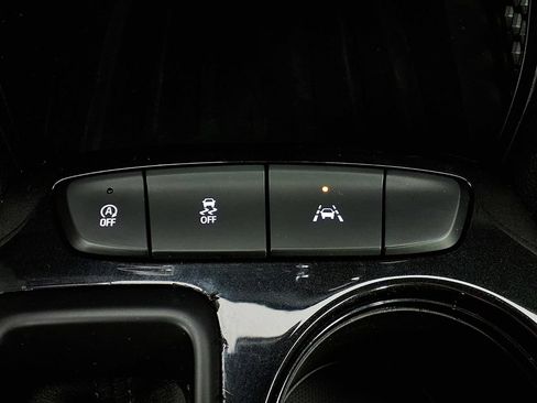 Used 2025 Chevrolet TrailBlazer LT FWD image 21