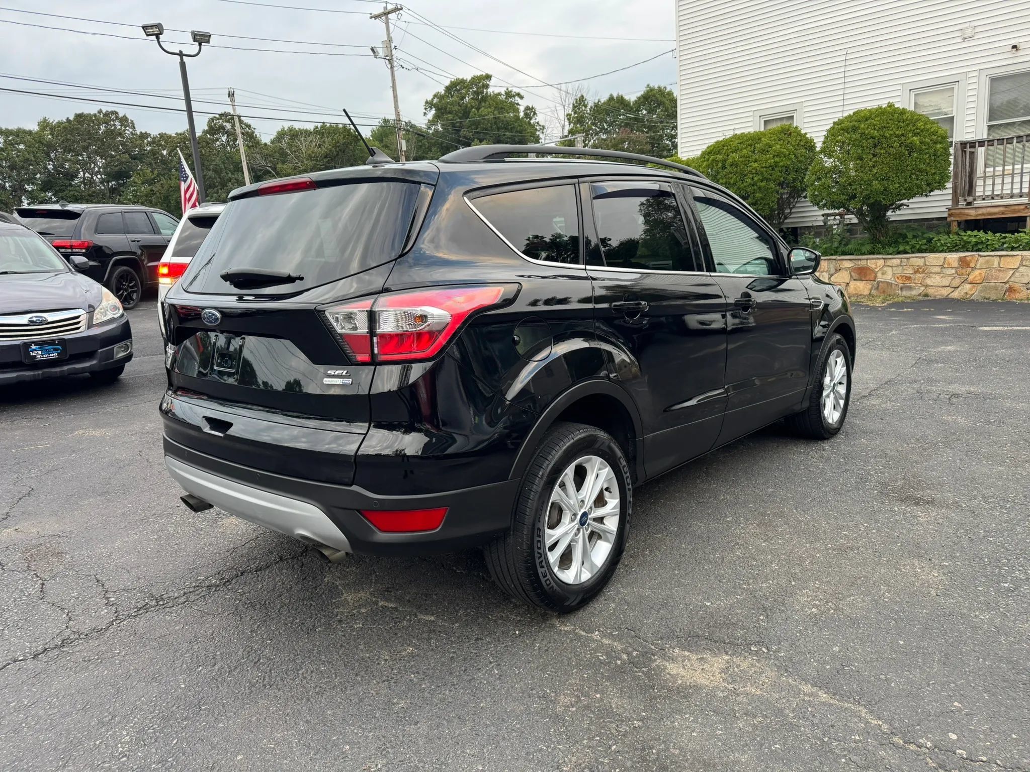 Used 2018 Ford Escape SEL AWD/4WD image 7