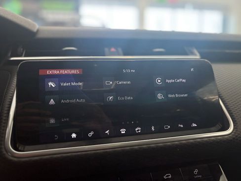 Used 2020 Land Rover Range Rover Velar R-Dynamic S AWD/4WD image 32
