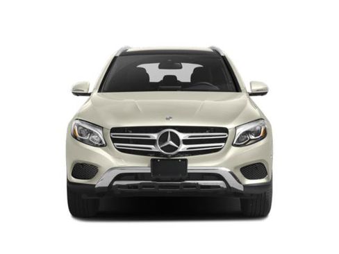 Used 2019 Mercedes-Benz GLC 350e 4MATIC w/ Premium Package image 4