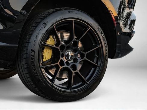 Used 2021 Aston Martin DBX image 61