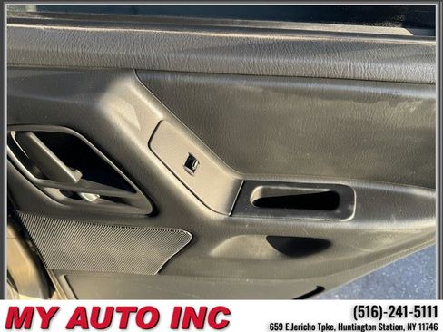 Used 2004 Jeep Grand Cherokee Laredo w/ Convenience Group image 28