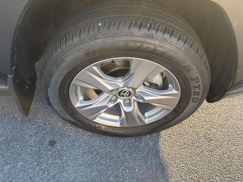 Certified 2024 Toyota RAV4 XLE FWD image 37
