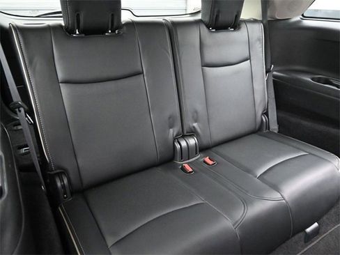 Used 2020 INFINITI QX60 Luxe w/ Essential Package image 17