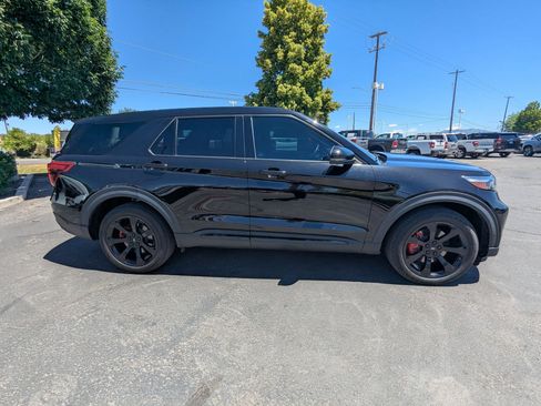 Used 2021 Ford Explorer ST w/ Equipment Group 401A AWD/4WD image 2