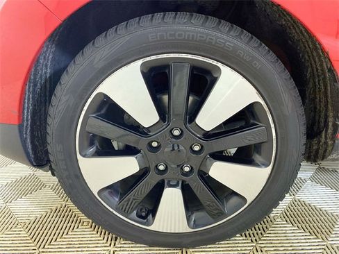 Used 2017 Kia Soul + w/ Designer's Package image 22